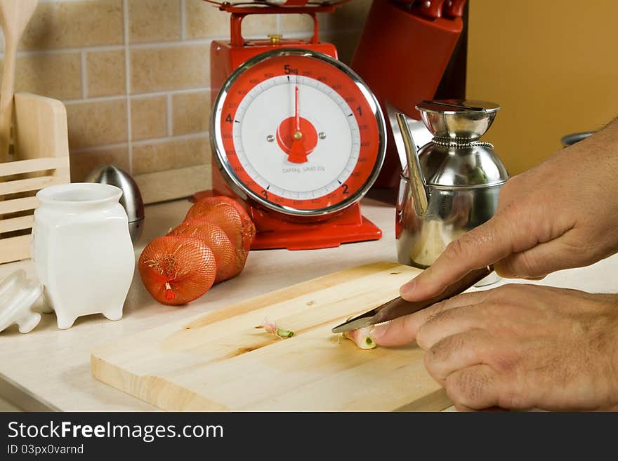 Detail of a kitchen whihle preparing to cook