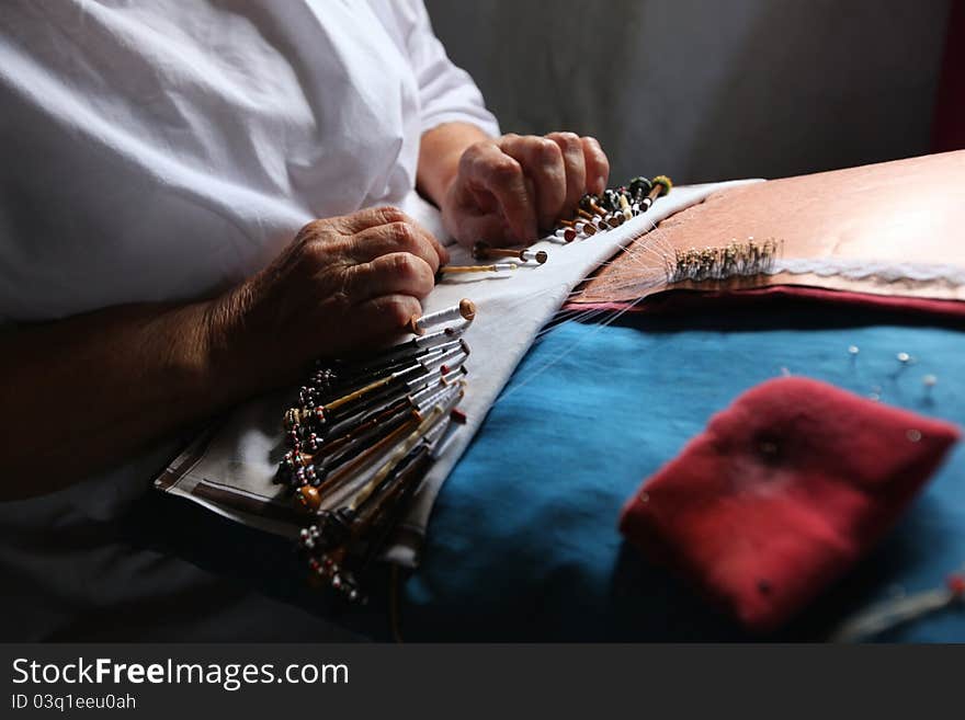 Bobbin lace making