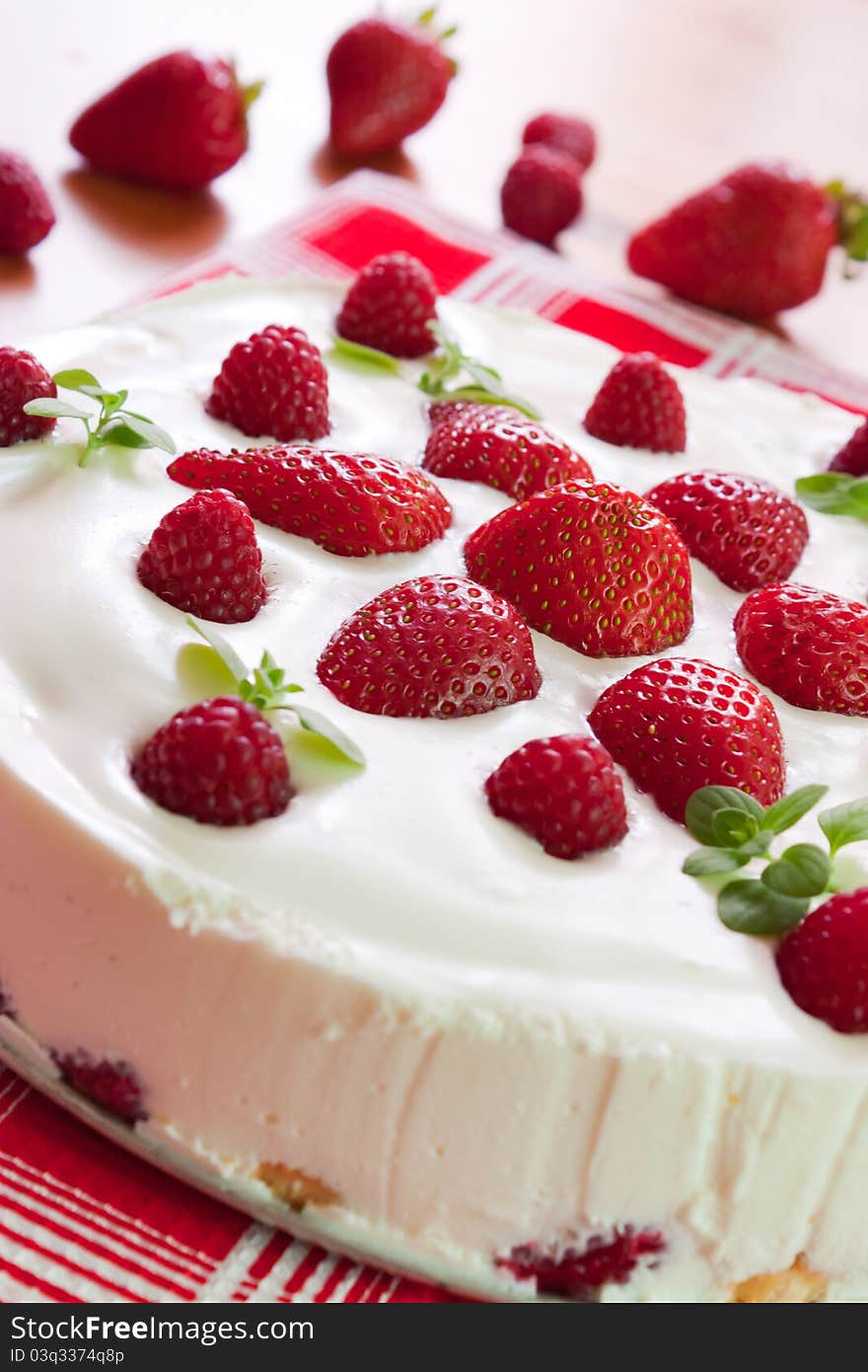 Strawberry And Raspberry Cake