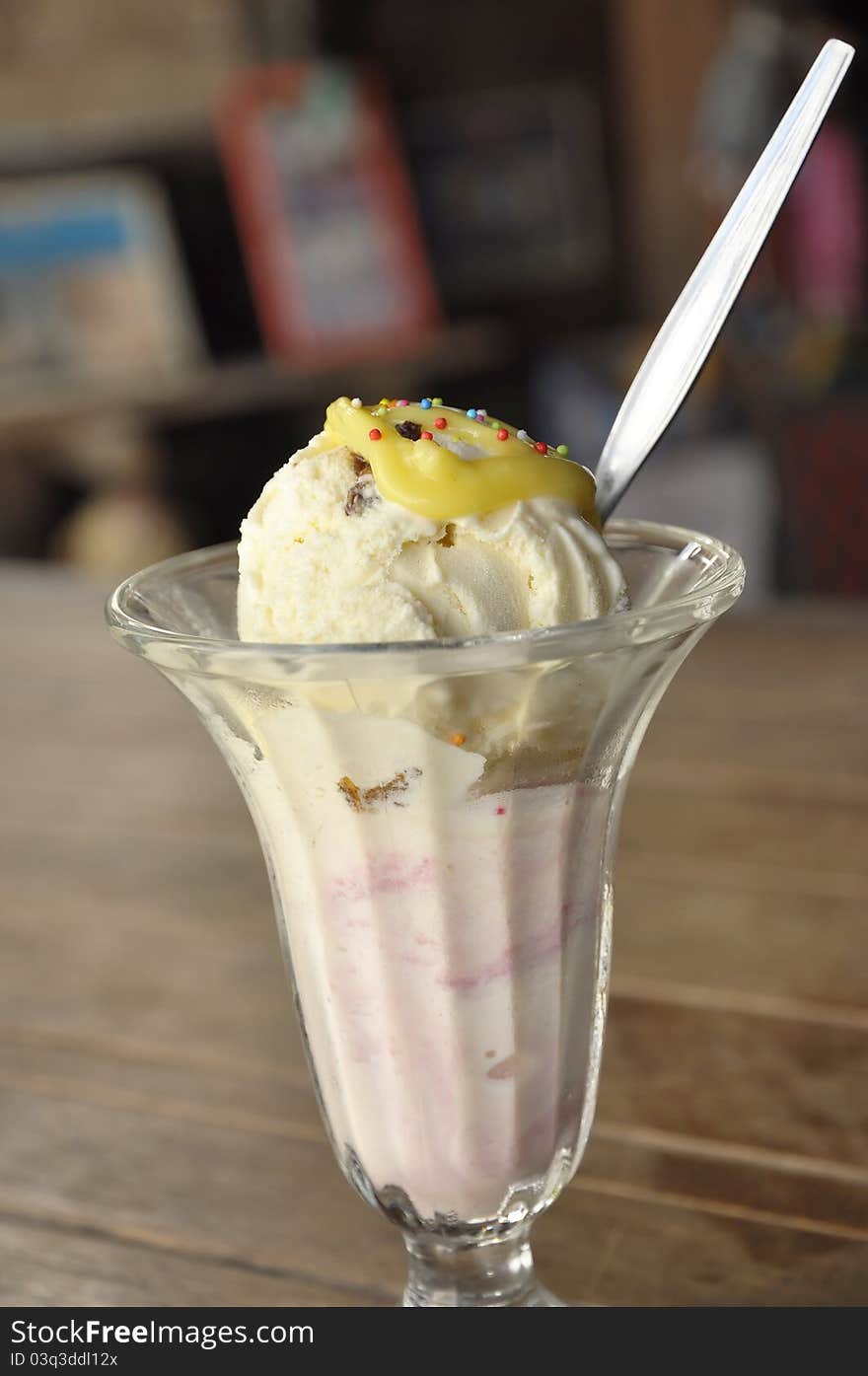 Ice Cream Glass Ram Raisin Yellow Cup