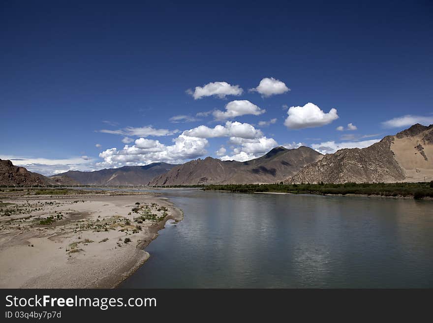 Lhasa River