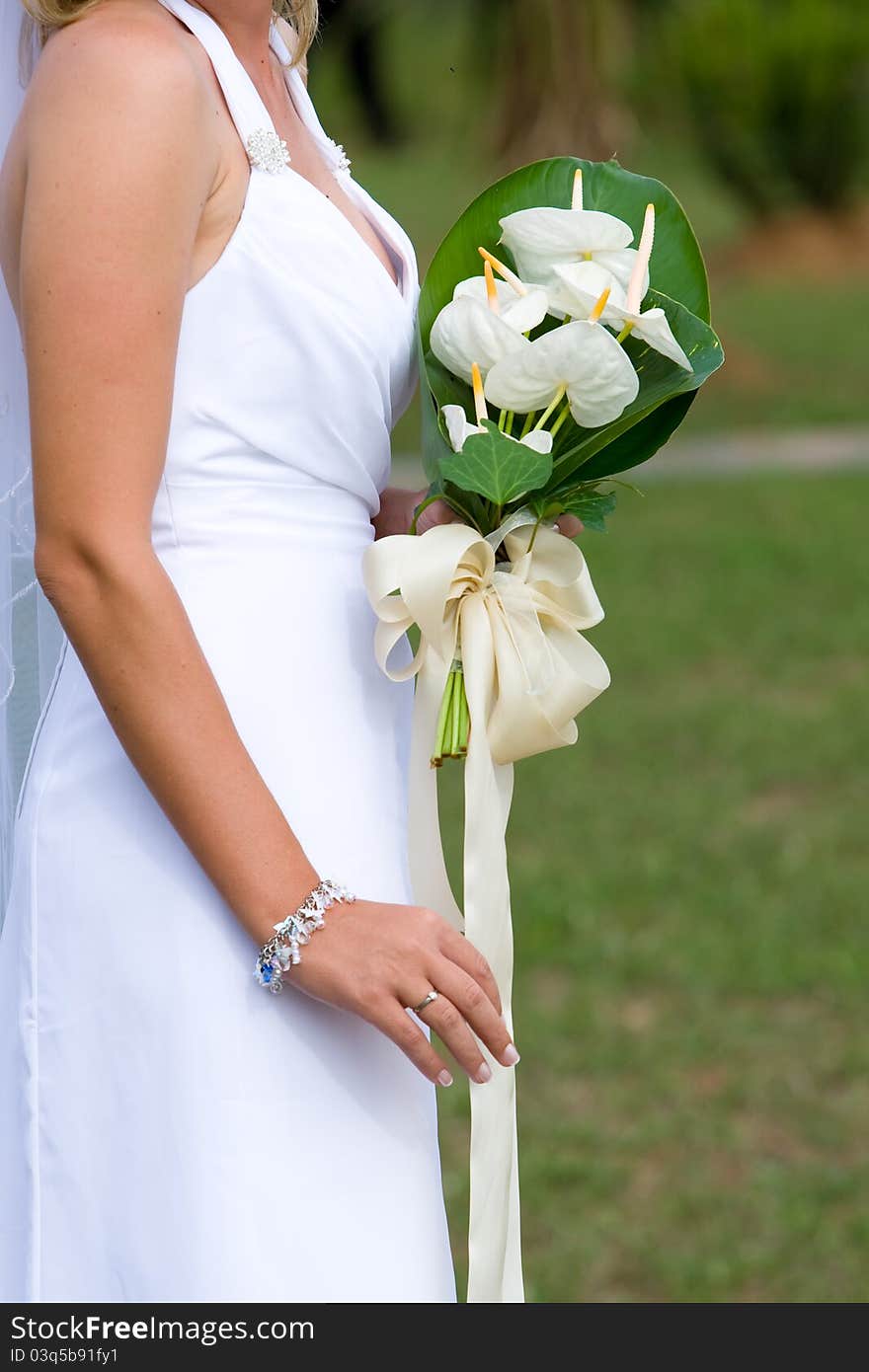 Bride holding bouquet