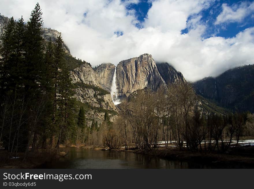 Bridalveil Falls