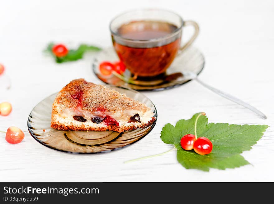 Herbal Tea And Biscuit Cake