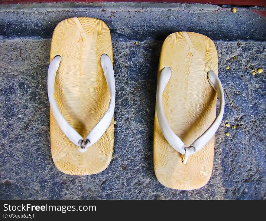 Sandal With A Thick Sole Of Wood