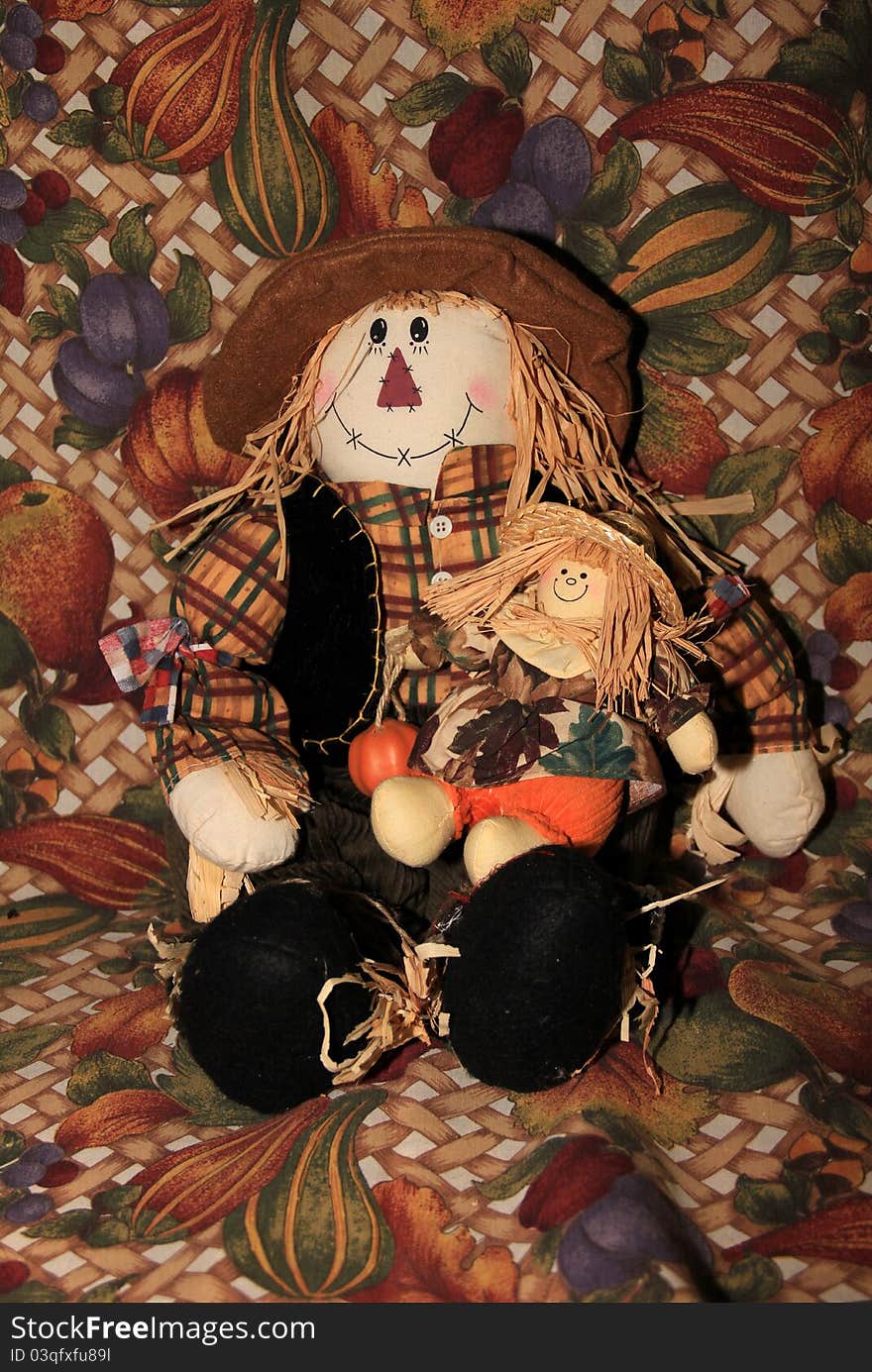 Halloween/Fall Scarecrows located in Green Bay, WI