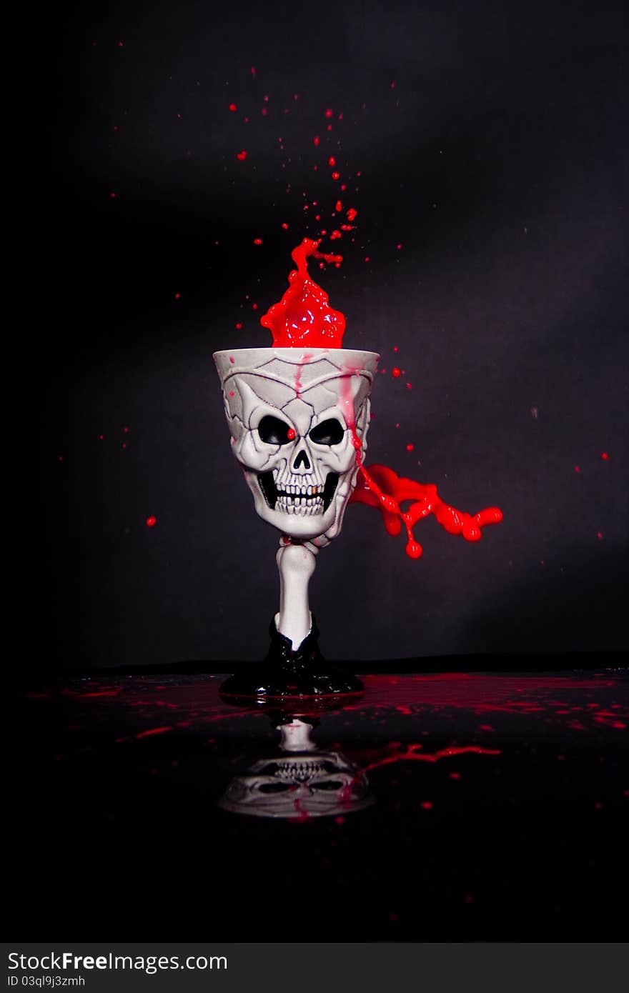 Mind blowing skeleton goblet