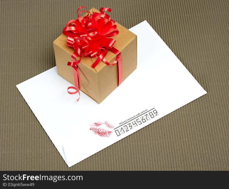 Gift and letter with kiss