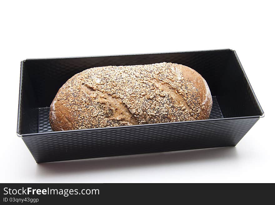 Baking tin and more grain bread