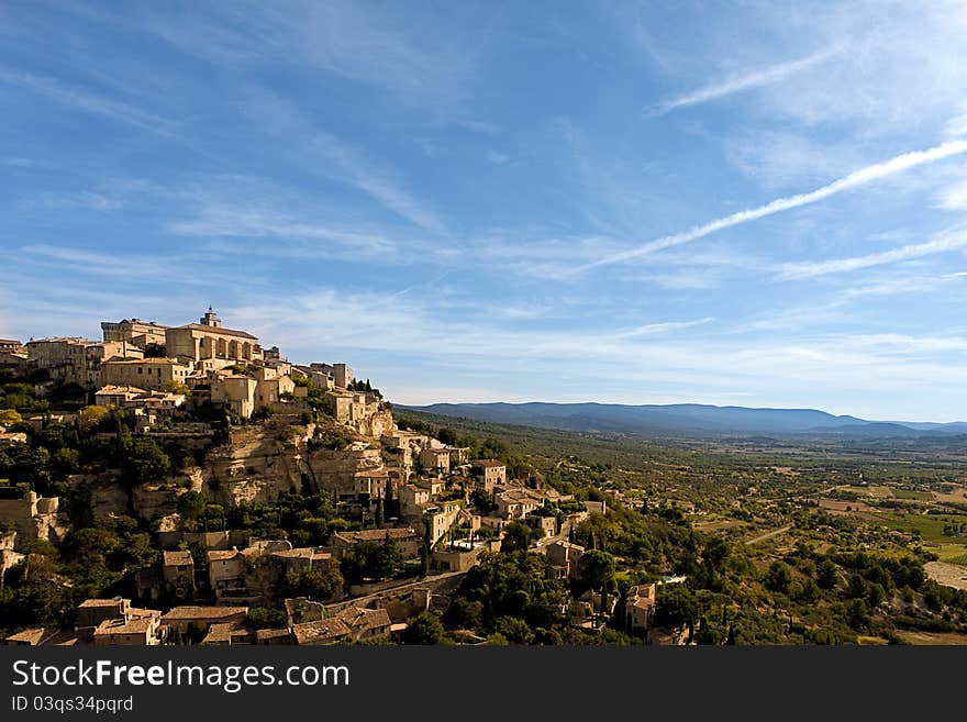 Gordes Wide Angle