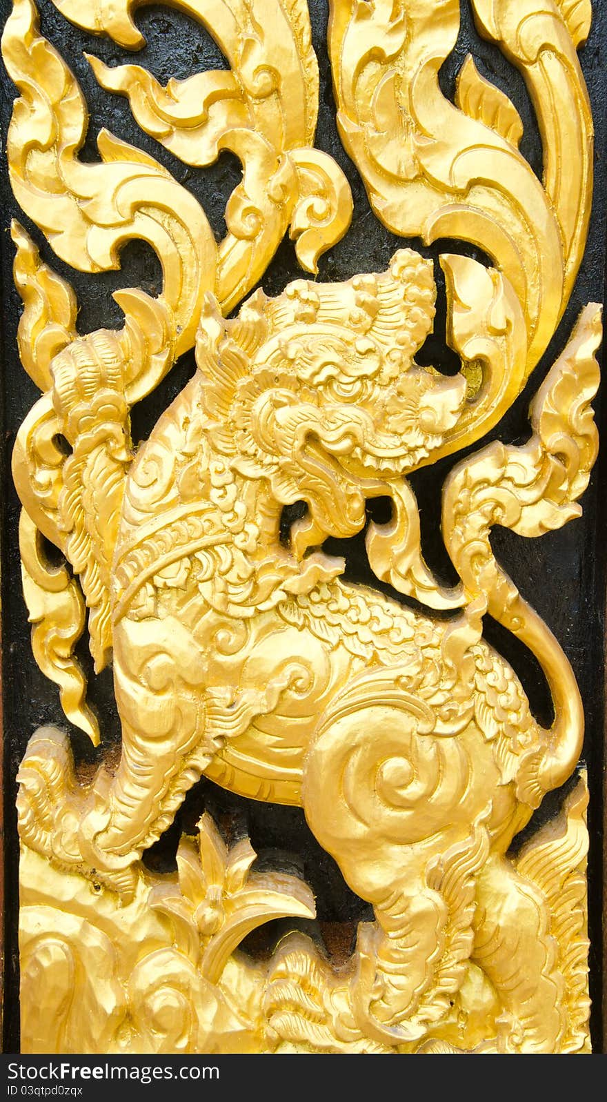 The lion is a lion carved gilded wood in Thai literature. The lion is a lion carved gilded wood in Thai literature