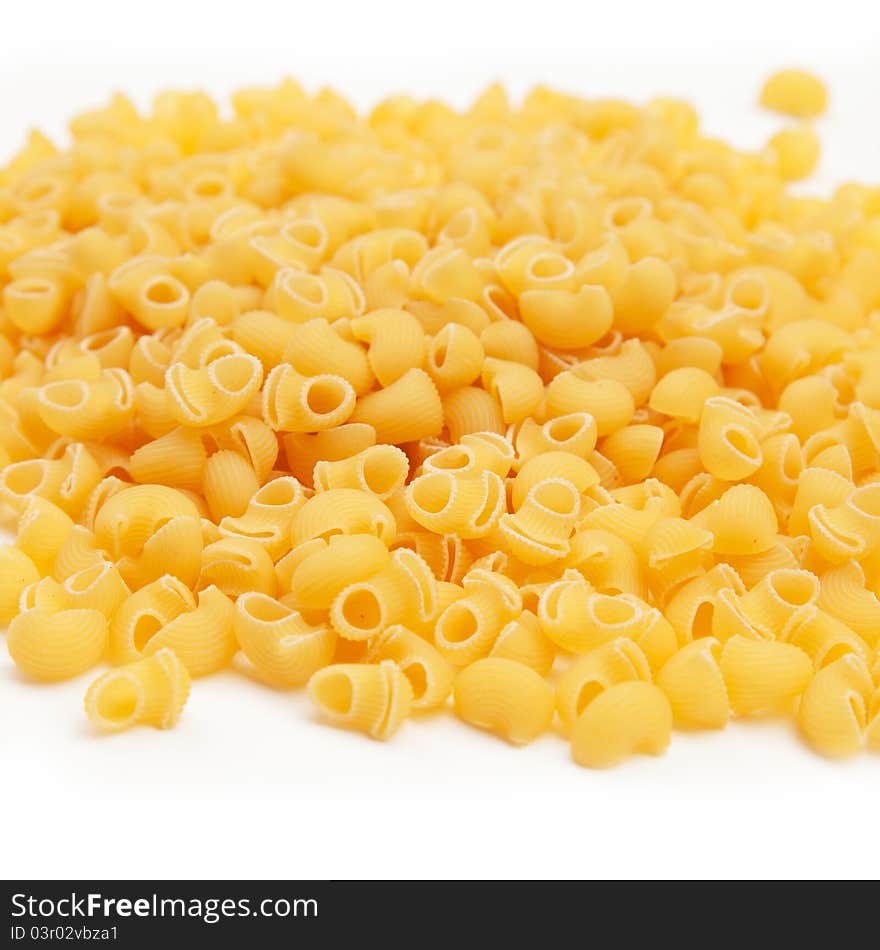 Elbow macaroni pasta