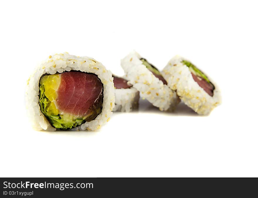 Sushi maki with tuna and lettuce