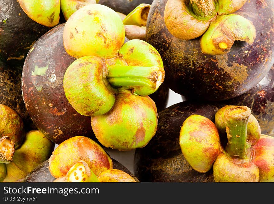 A pile of fresh mangosteen