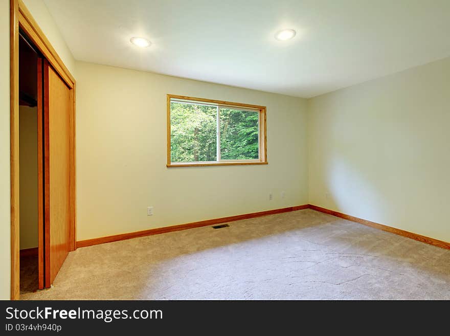 Large new empty  living room with big wndow