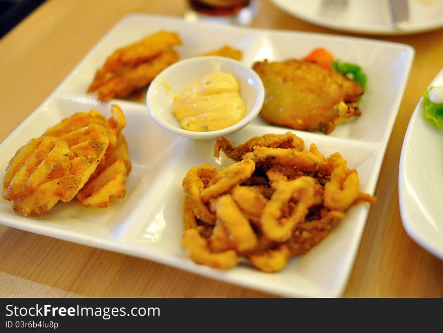 Fried squid rings