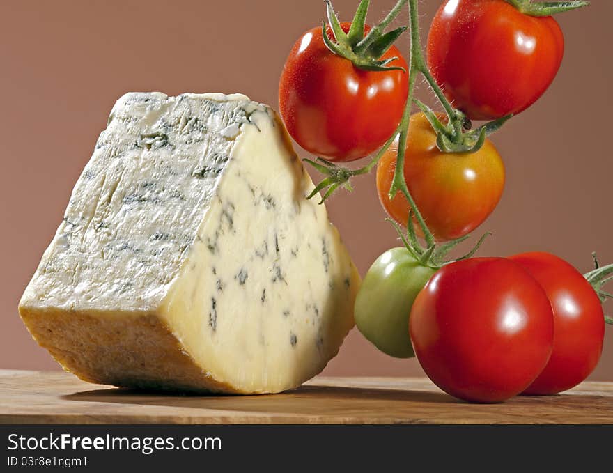 Blue cheese and tomatoes