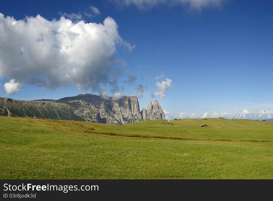 A GREAT VIEW OF ITALIAN ALPS. A GREAT VIEW OF ITALIAN ALPS