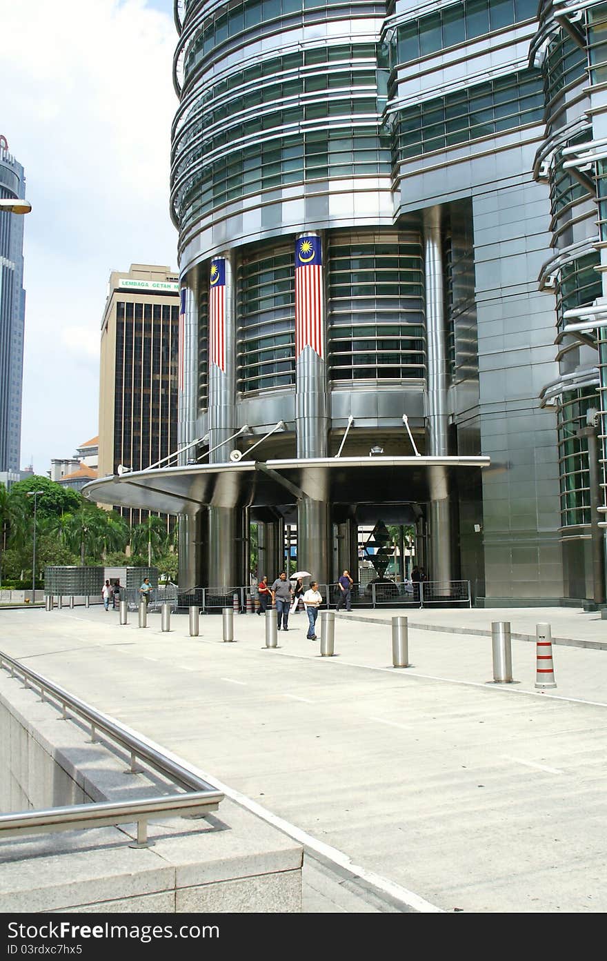 Twin Towers in Kuala Lumpur, the Tallest twin buildings in the world.