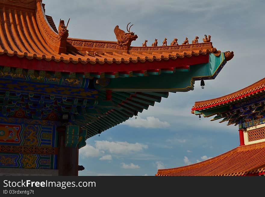 Roof Of Lengnoeiyi Chinese Temple