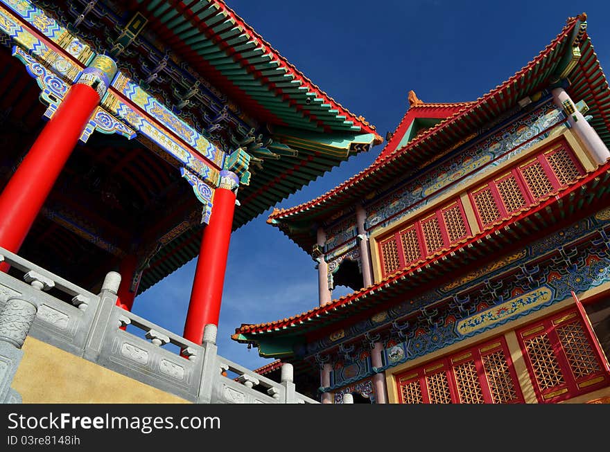 Colorful lengnoeiyi chinese temple in bangkok