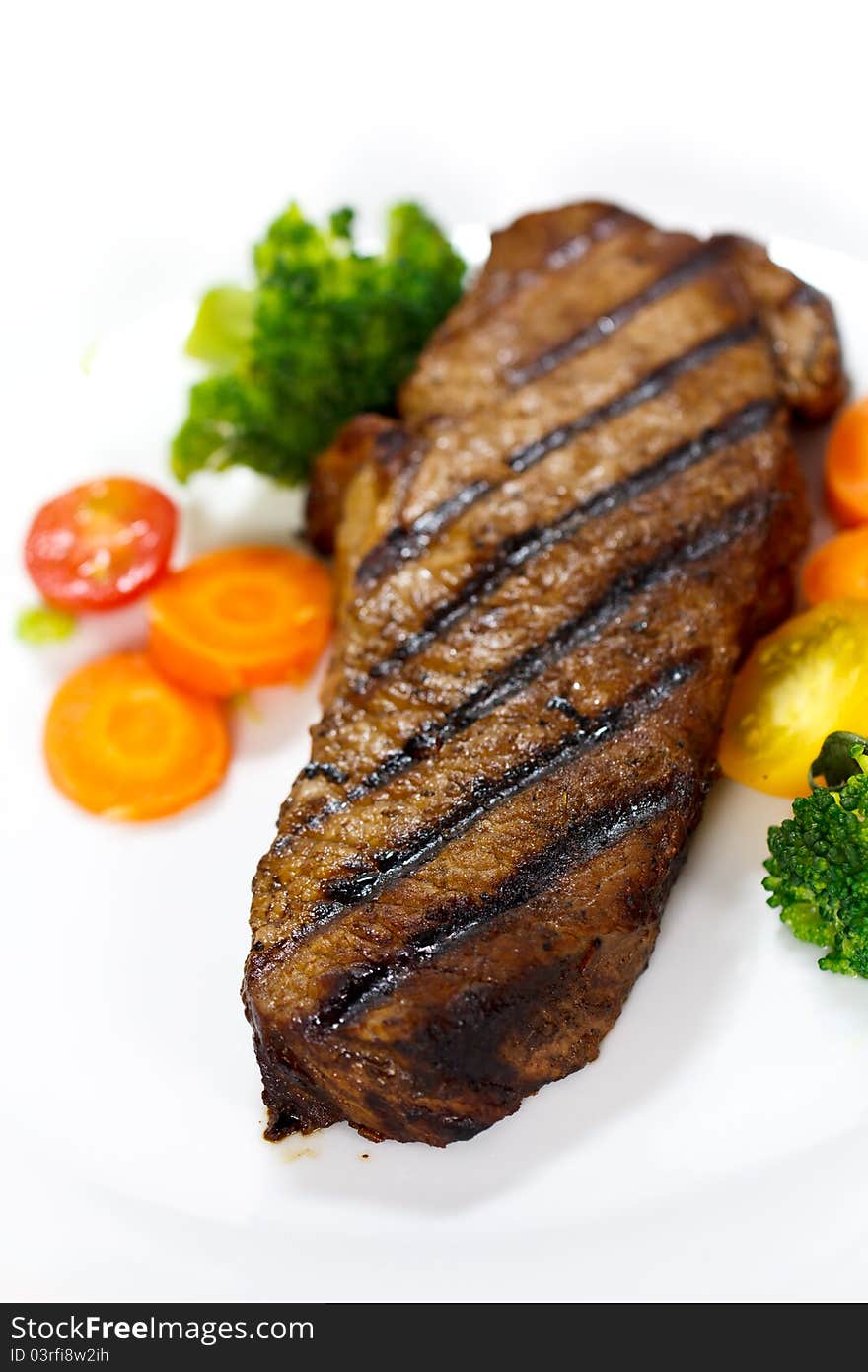 Grilled Gourmet Steak With Broccoli,Cherry Tomato