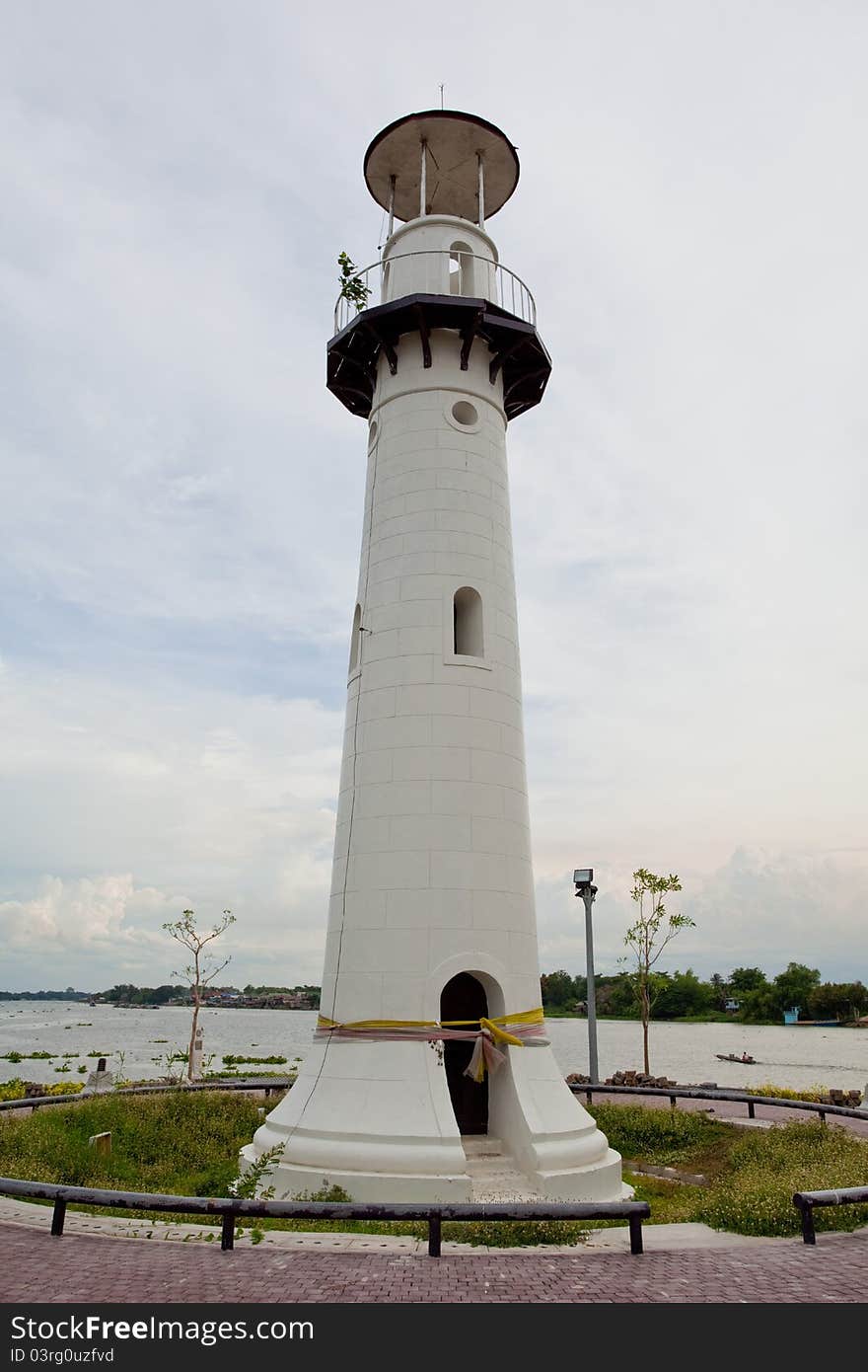 Lighthouse river