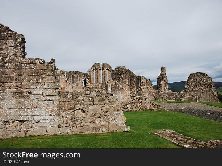 Ruined Wall at Kildrummy Castle