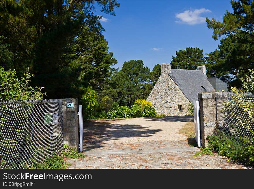 Beautiful house and yard in Brittany, on the Ils aux Moines island, Morbihan Gulf. Beautiful house and yard in Brittany, on the Ils aux Moines island, Morbihan Gulf