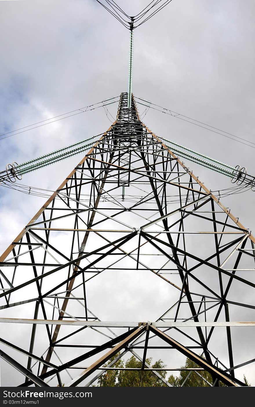 Metal column for an electricity