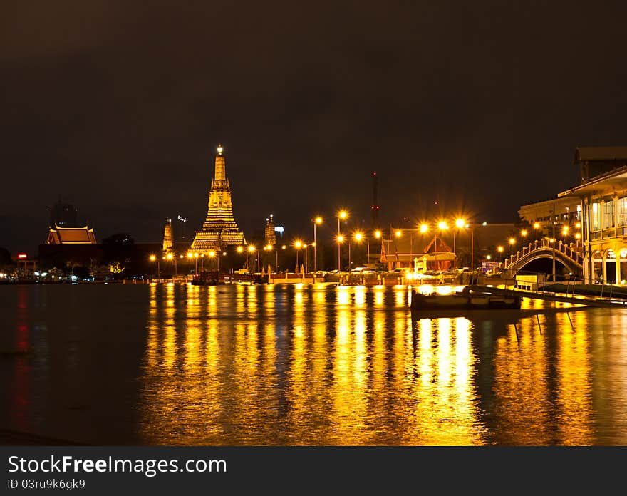 Wat Arun temple in night shot, thailand. Wat Arun temple in night shot, thailand