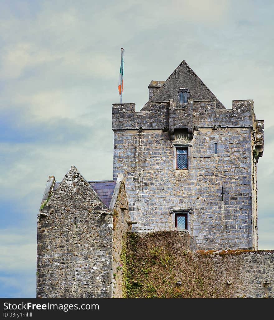 Dunguire castle