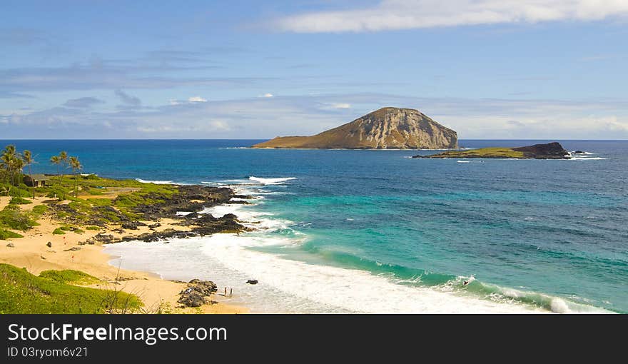 Beach with black lava rocks on Oahu, Hawaii. Beach with black lava rocks on Oahu, Hawaii