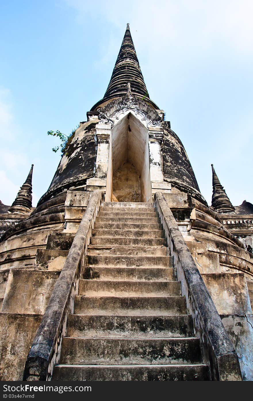 Front viwe pagoda of WAT PHRASRI SANPHET in Ayutthaya,Thailand. Front viwe pagoda of WAT PHRASRI SANPHET in Ayutthaya,Thailand