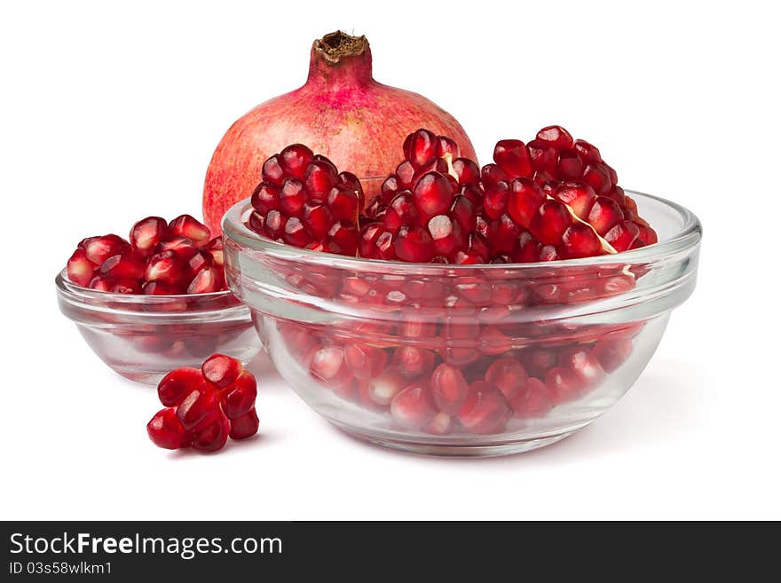 Pomegranate seeds in a bowl