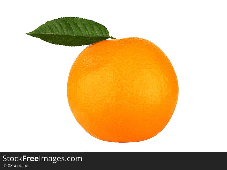 Ripe orange with leaf