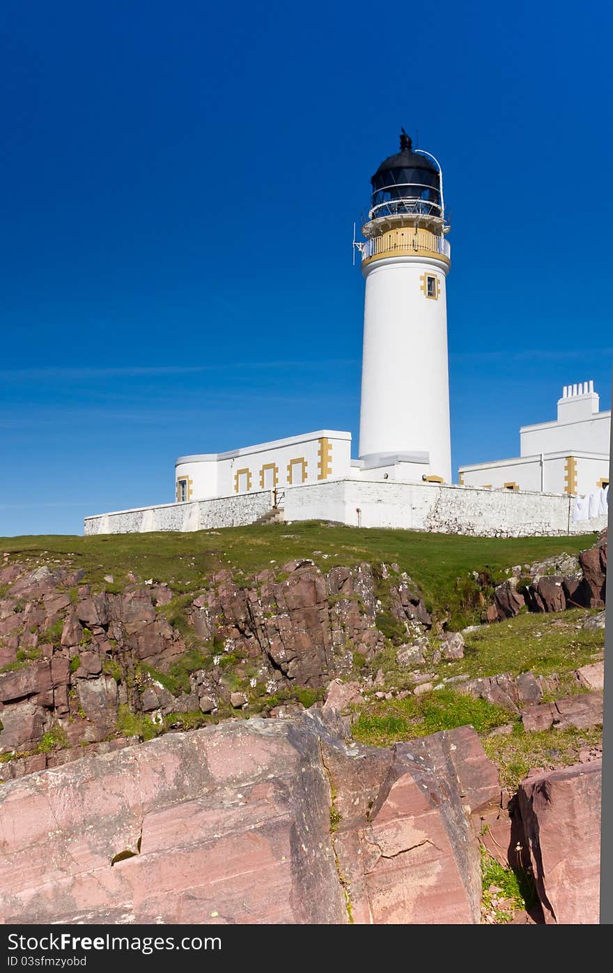 Rua Reidh Lighthouse from below