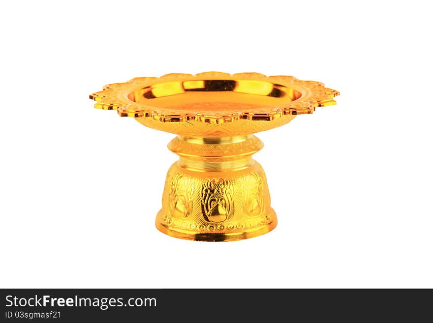 Direct view of a golden tray with pedestal