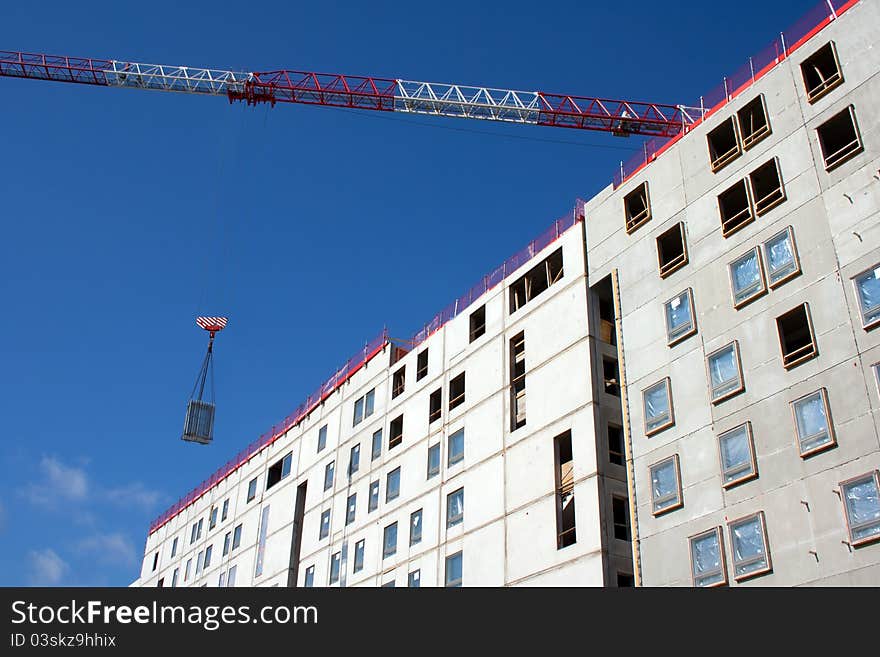 Construction site and crane jib