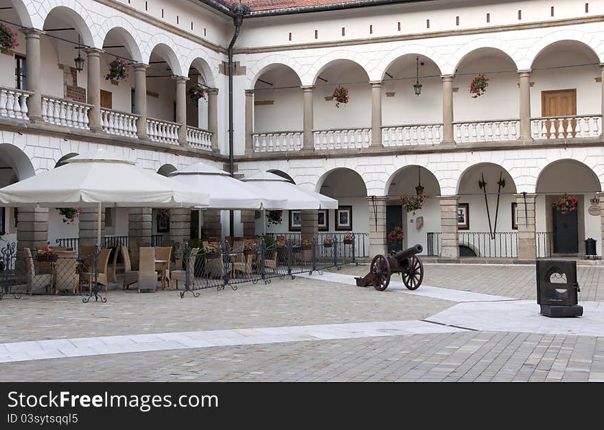 Niepolomice Castle courtyard