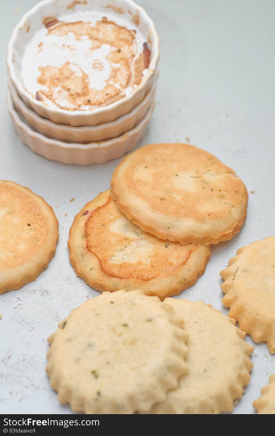 Tartelettes shells on the table