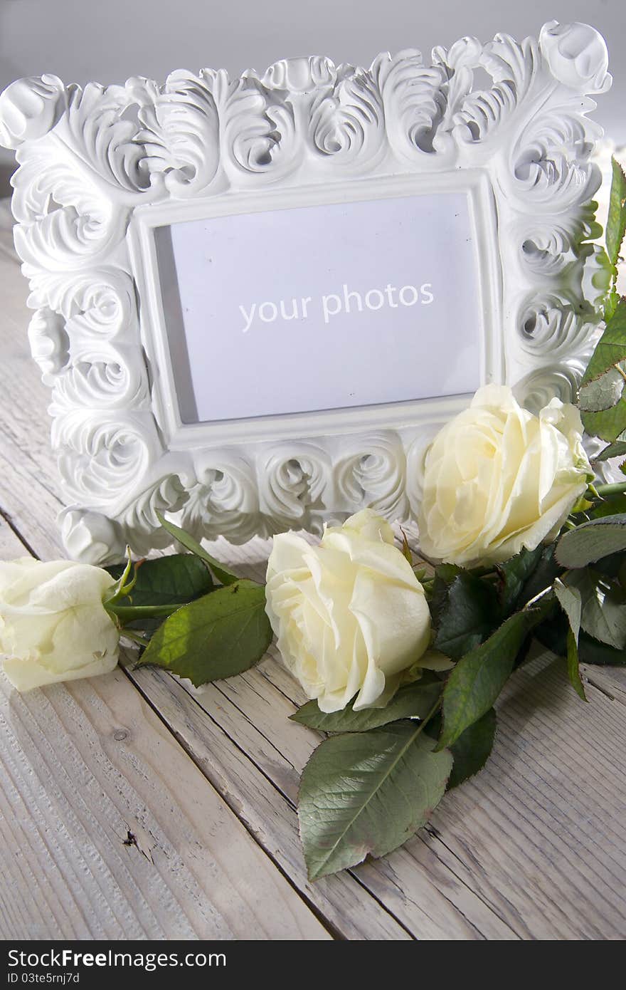 With support in plaster frames for your best memory