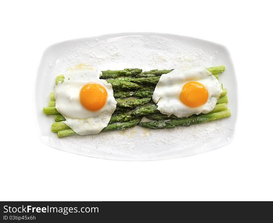 Fried eggs with asparagus