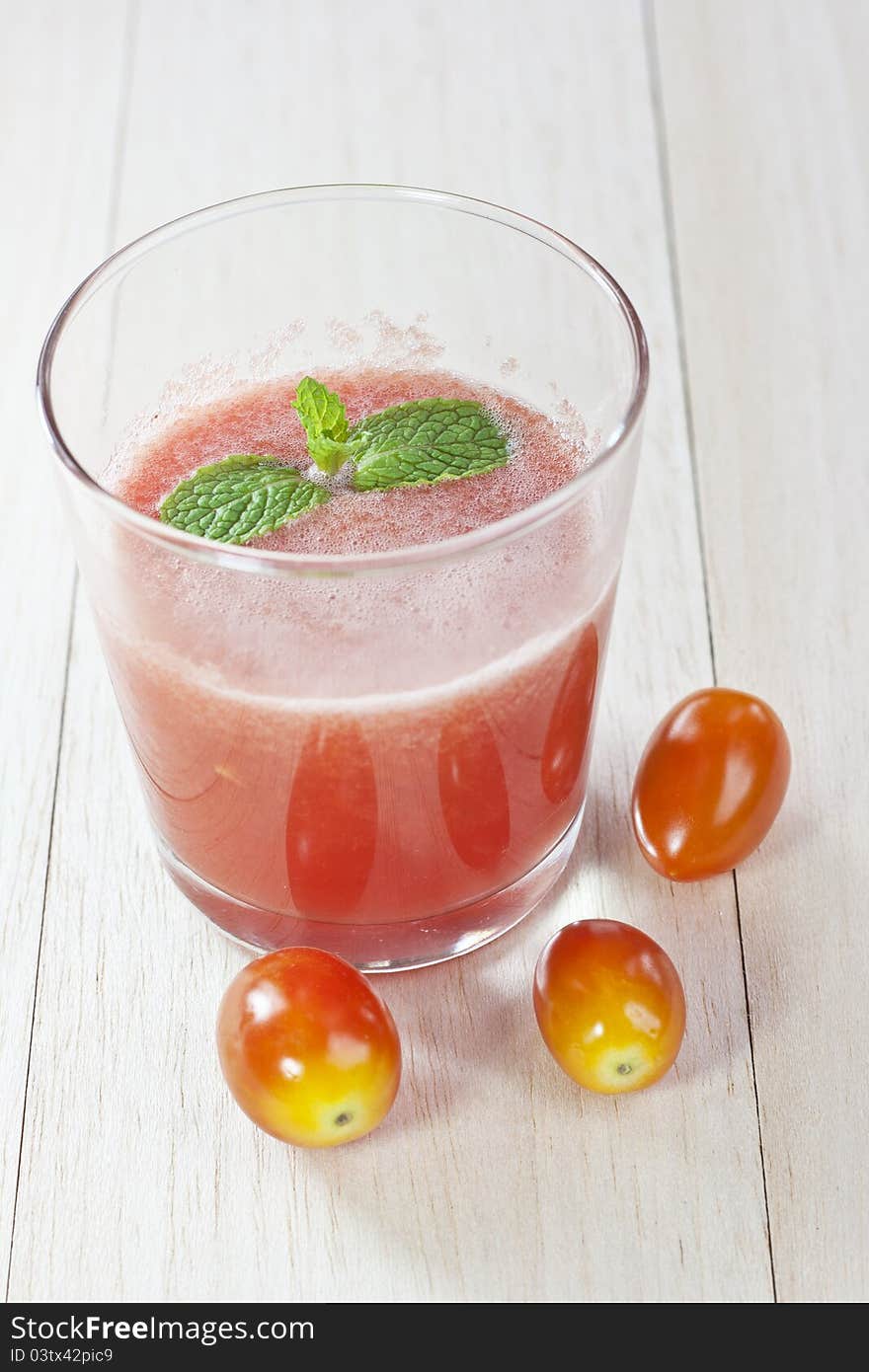 Tomatoes juice