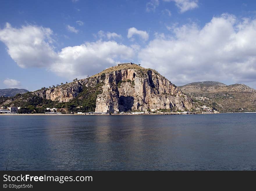 Jupiter's mountain and temple, over terracina's beach