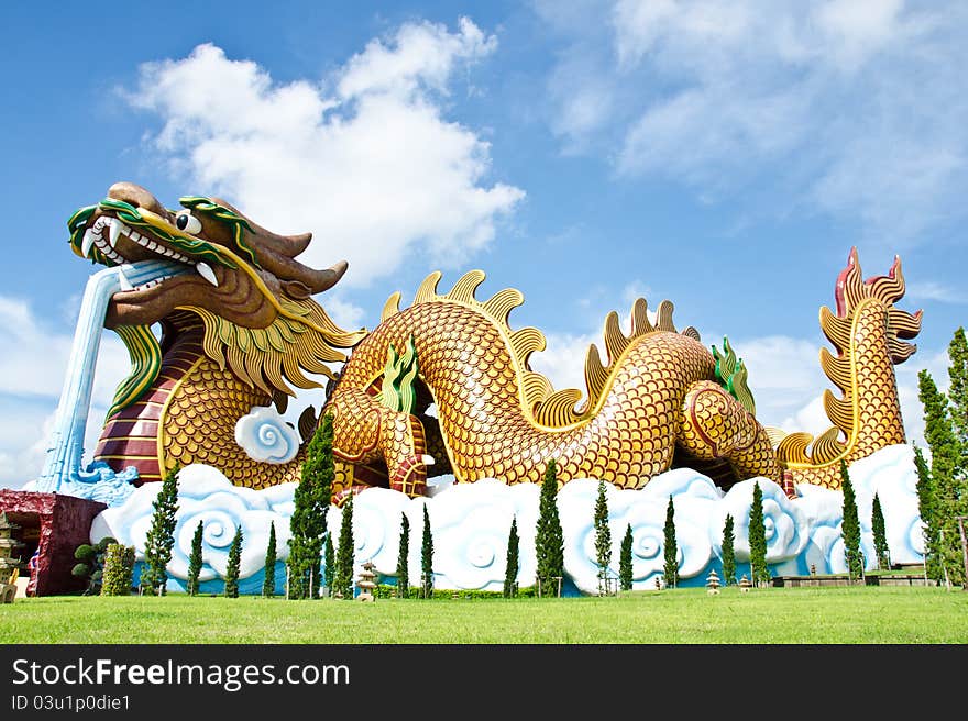 Large dragon statue.