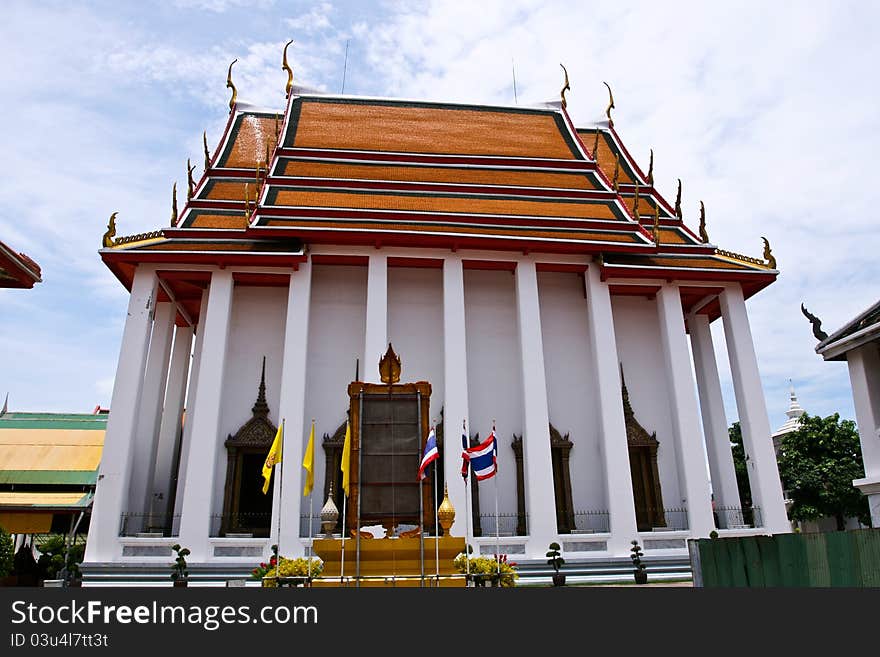 Thai Temple in Bangkok, the Chao Phraya River. Thai Temple in Bangkok, the Chao Phraya River.