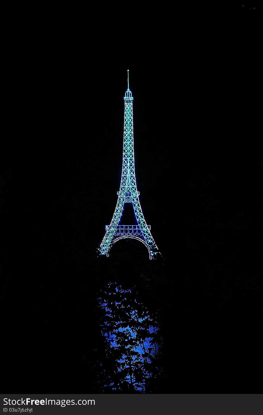 Eiffel Tower Lantern