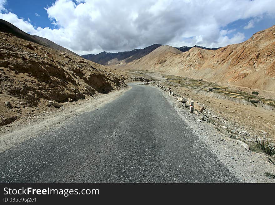 Road to mountains. Himalayan scenic. Ladakh. India