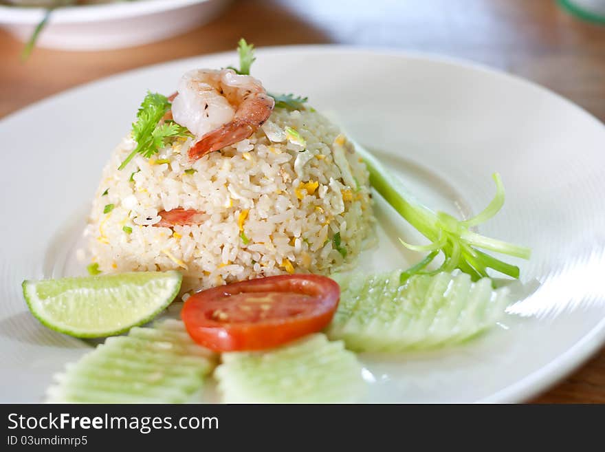 Thai shrimp fried rice: delicious food.